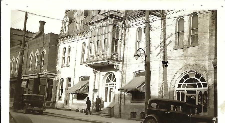 Brunswick hotel in Wingham